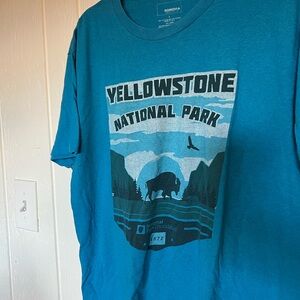 Yellowstone National Park Graphic Tee • L • Blue Sonoma Outdoor Shirt